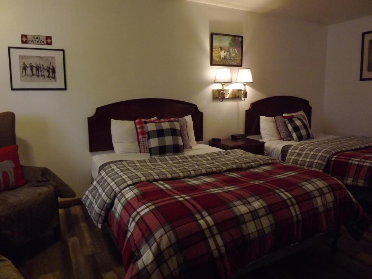 Crest Country Motel 2*